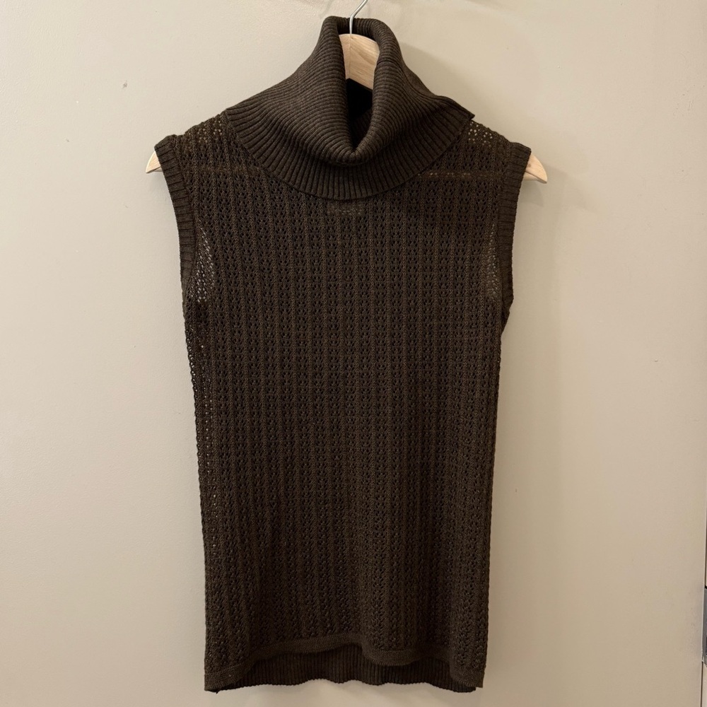 D&G Dolce & Gabbana chocolate Brown Sleeveless Turtleneck Sweater wool size 8